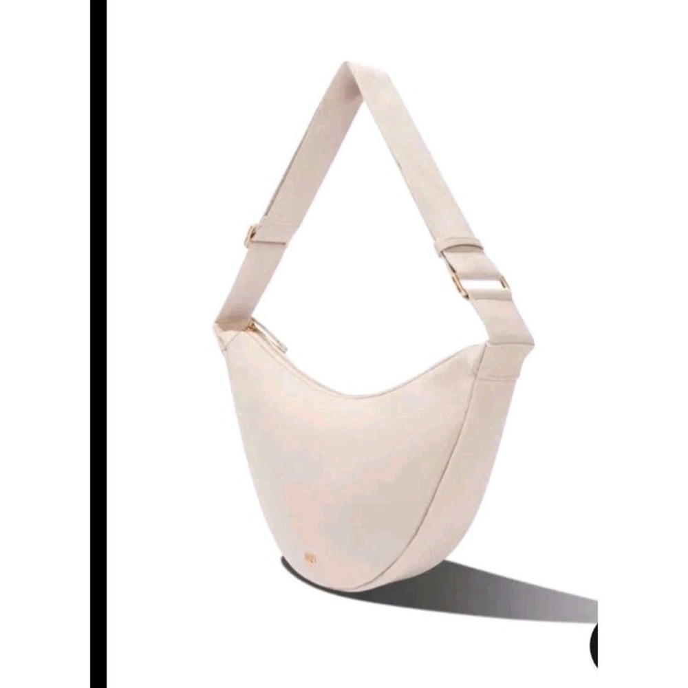 NWT July Everyday Crescent Bag Canvas Purse Taupe Khaki Crossbody Sling‎